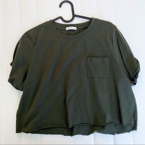 Basic Pocket Crop - Olive Green